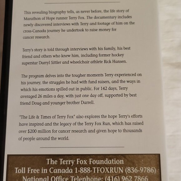 Terry Fox 2 New + Open DVDs - HC Book / Button / VHS Video - Picture 12 of 14